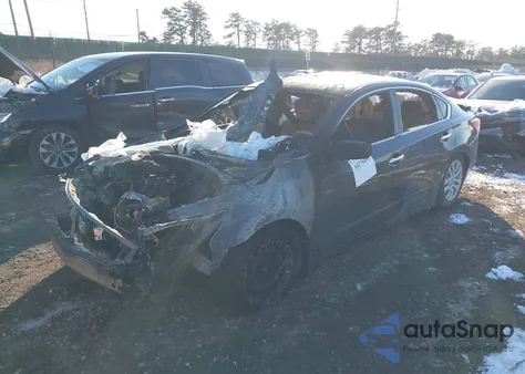 2015 Nissan Altima 2.5 S z USA, uszkodzony, nr VIN 1N4AL3AP0FC224617